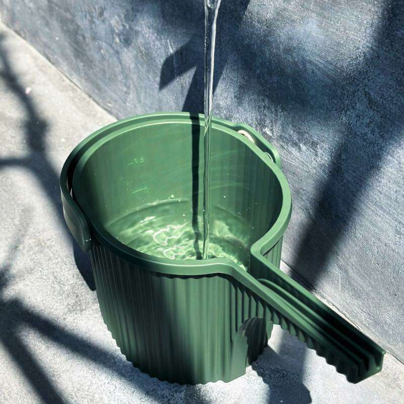 Garden Beetle Watering Can 1.5 Litre - Image 2