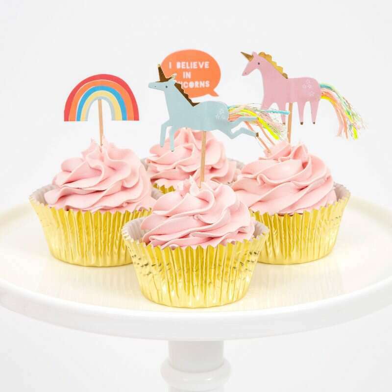 I Believe in Unicorns Cupcake Kit - Image 2