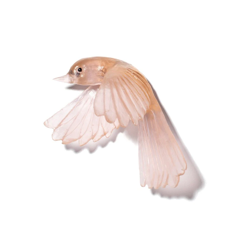 Cast Glass Bird Pīwakawaka/Fantail Wings Down - Image 10