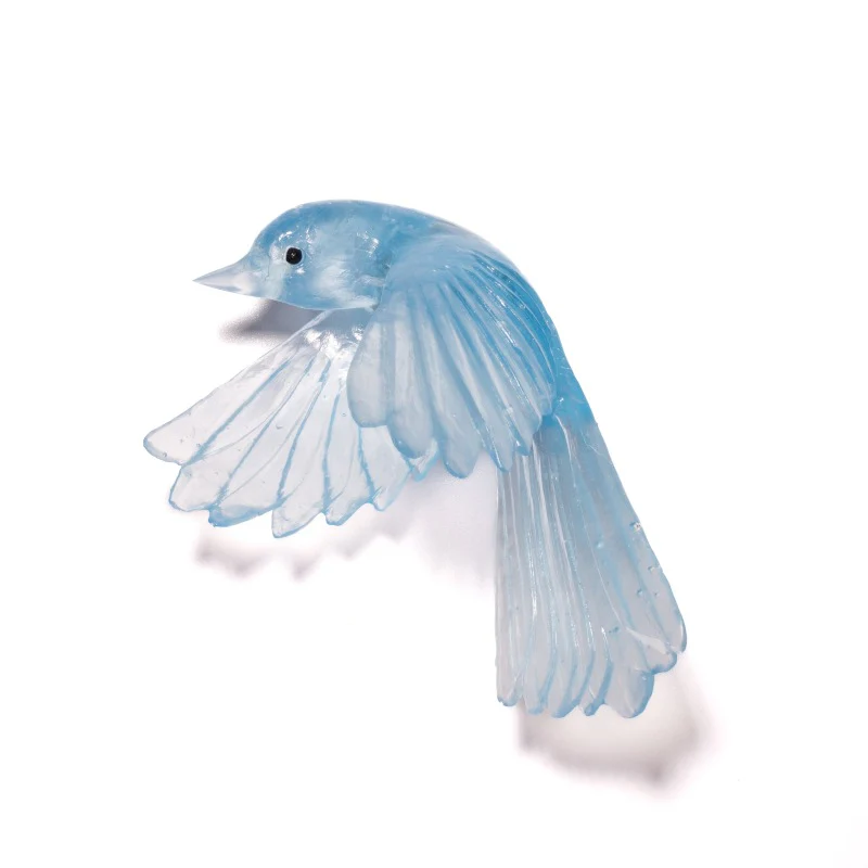 Cast Glass Bird Pīwakawaka/Fantail Wings Down - Image 24