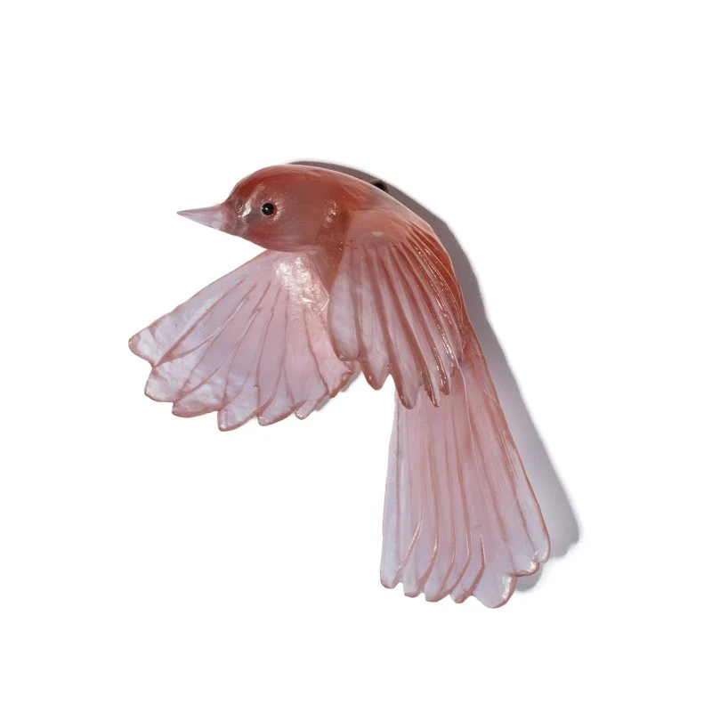 Cast Glass Bird Pīwakawaka/Fantail Wings Down - Image 9